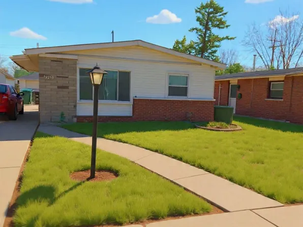 7965 Elm St, Taylor, MI 48180