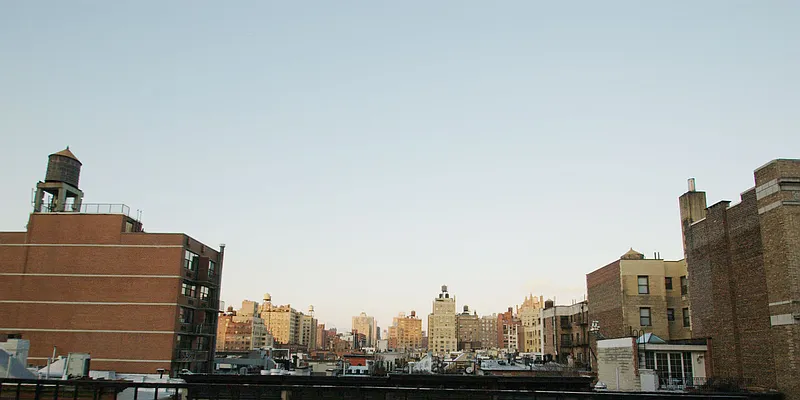 Rented by BLU Real Estate | media 28