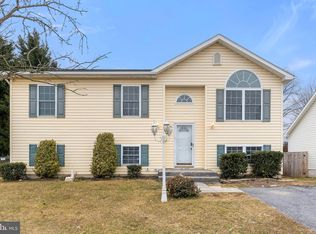 222 Moonlight Ln, Martinsburg, WV 25404