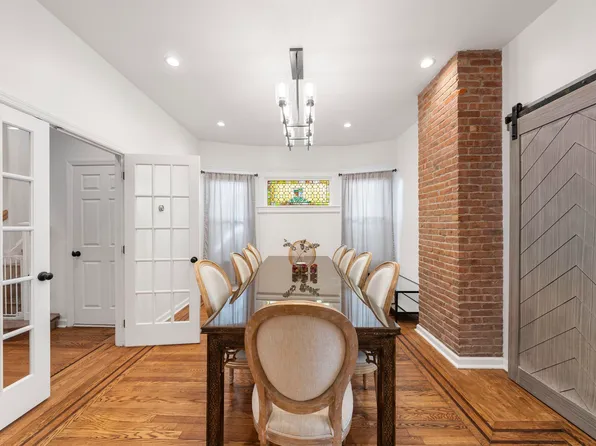 10 Apollo Street image 9 of 24