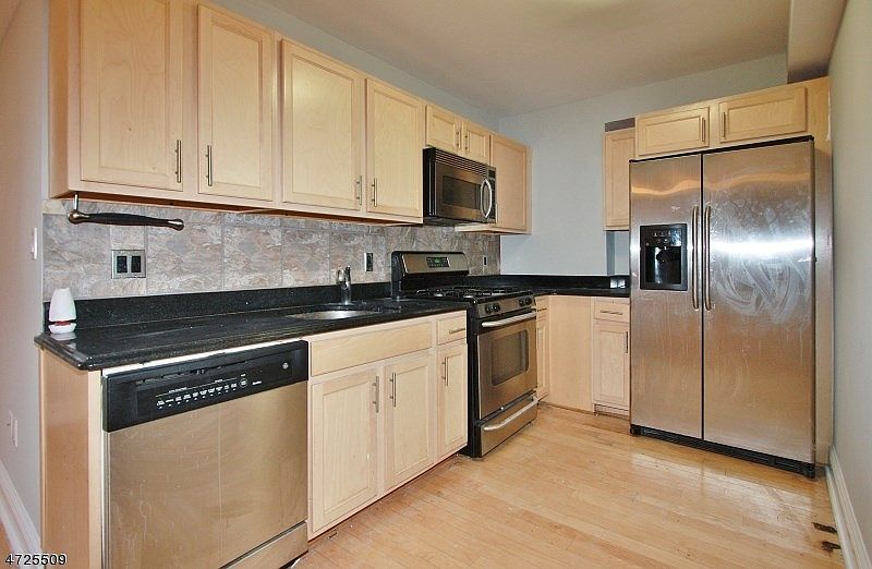 1st image of 70 S Munn Ave APT 708