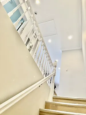 Rented by Compass | media 7