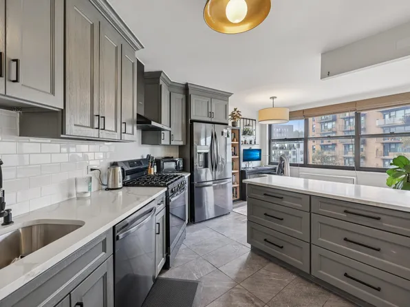 7000 Blvd East image 6 of 32