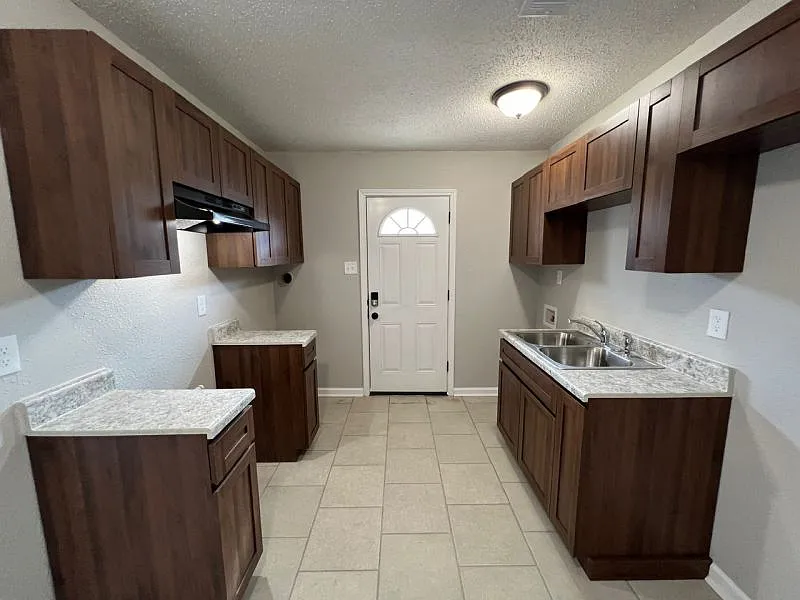 Building Photo - 1791 Tampa Cv