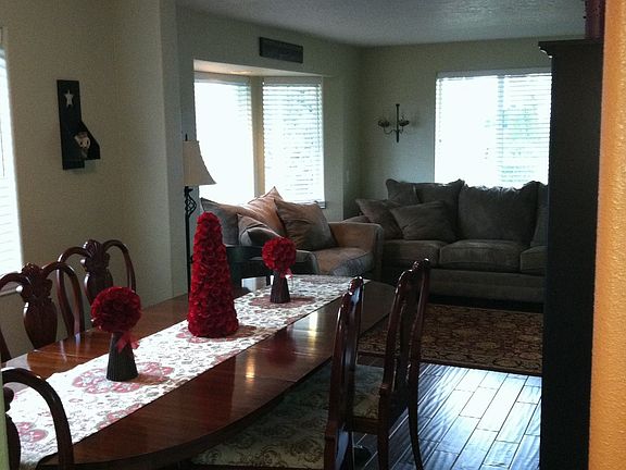 dining/ living rooms