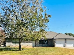 1035 41st St SW, Paris, TX 75460