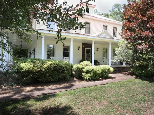 180 Armstrong Rd, Seneca, SC 29678