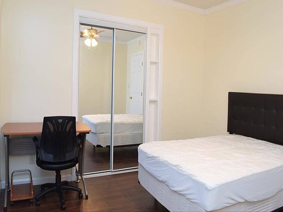 4th image of 113 Lexington Ave APT 2