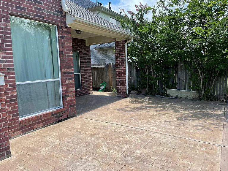 12423 Ashford Hollow Dr — Photo 3