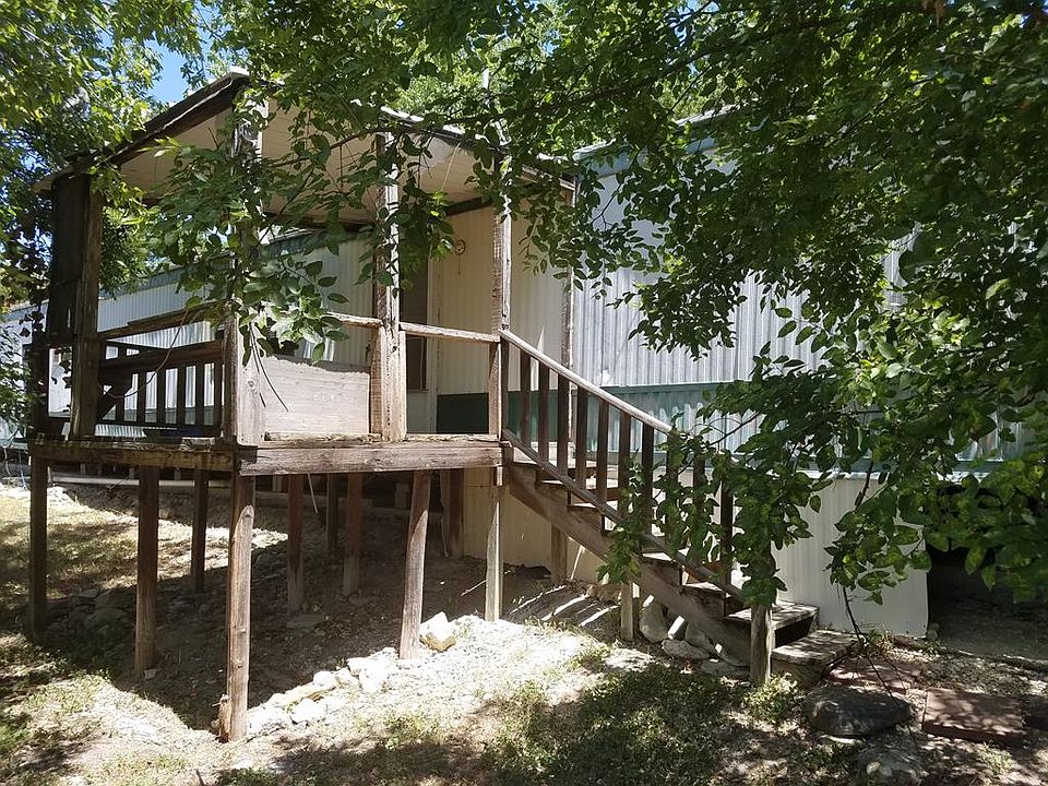 2nd image of 217 Country Ln