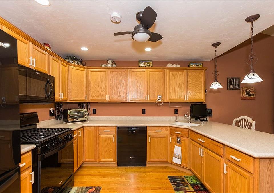 62 Alpine Way North Smithfield RI Zillow