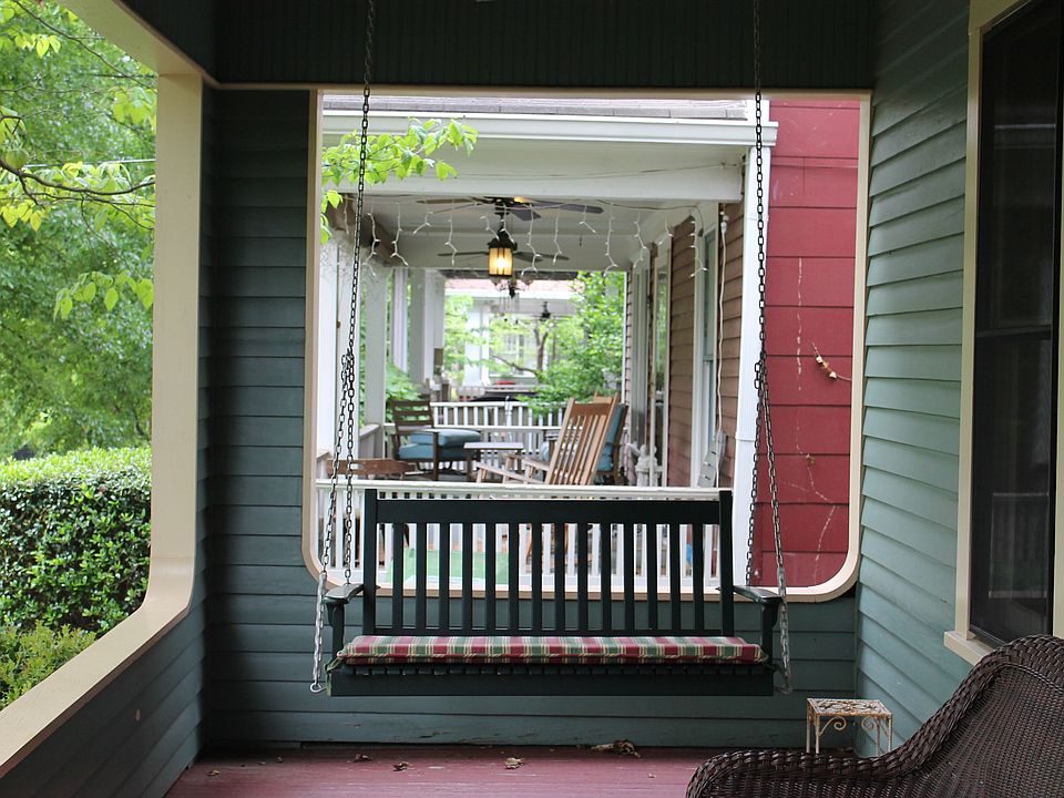 Front porch swing