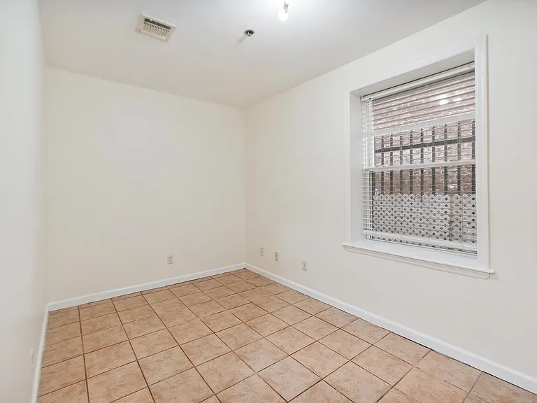 2705 Central Ave #1 — Photo 15