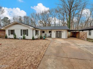 7763 Cotton Lane Dr, Southaven, MS 38671