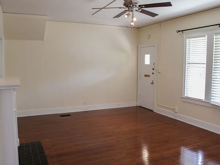 311 E Rosewood Ave #102 — Photo 7