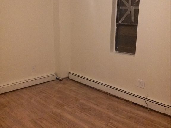 4th image of 9902 212th St APT 1