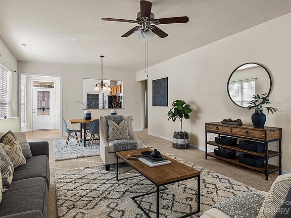 4th image of 1501 River Bend Blvd Unit 92