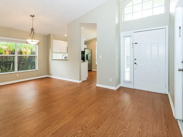 6285 Lauderdale St — Photo 6