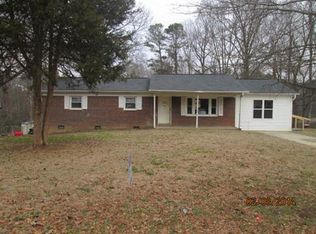 392 Carson Dr, Gastonia, NC 28052