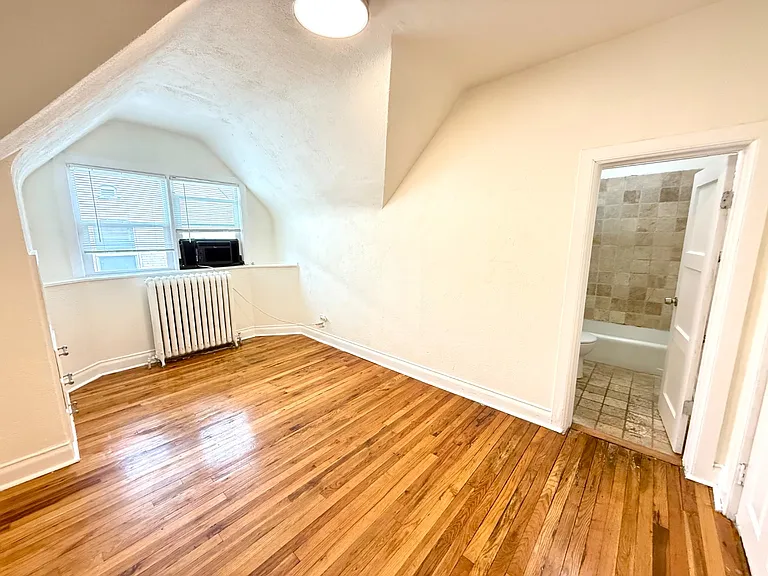 1454 N Marion St #9 — Photo 7