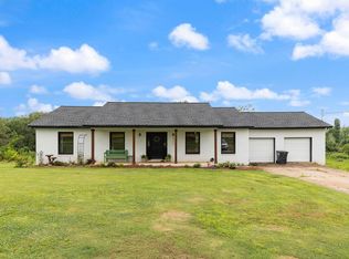 5932 Whitesville Rd, West Point, GA 31833