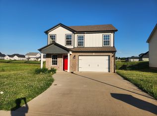4003 Fort Sumter Dr, Clarksville, TN 37042