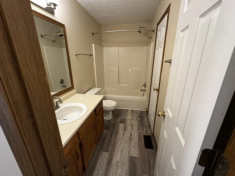 3632 Harris Ave NW — Photo 8