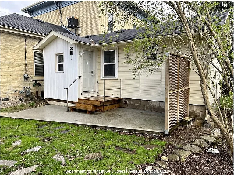 64 Duchess Ave #1 — Photo 2