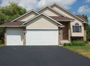 23344 Arrowhead St NW, Saint Francis, MN 55070