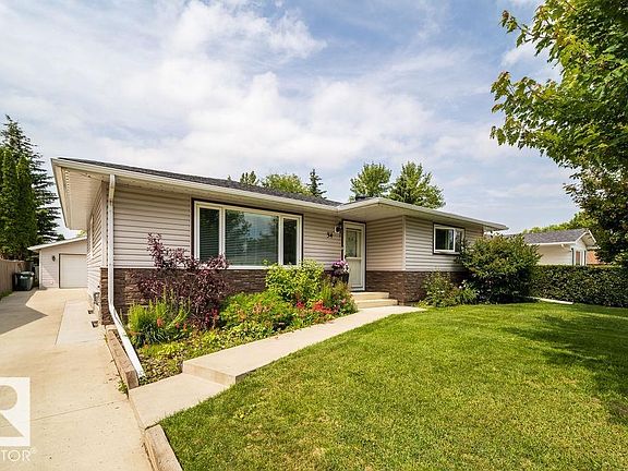 2nd image of 34 Peacock Dr
