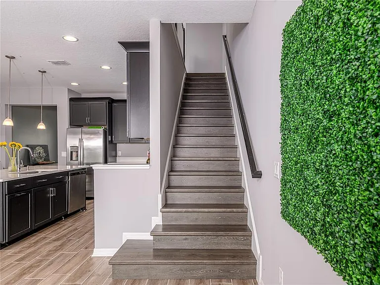 29844 Southwell Ln — Photo 16