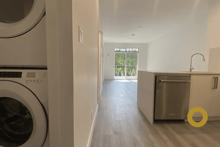 700 Clarke Rd #203 — Photo 4