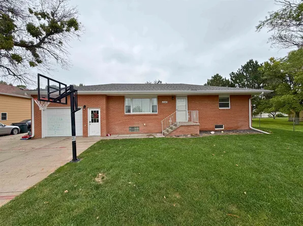 1240 3rd St, Sutherland, NE 69165