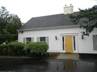 38 Long Hill Rd, Guilford, CT 06437