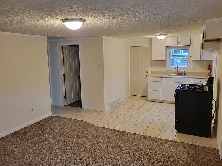 215 Cherry St — Photo 6