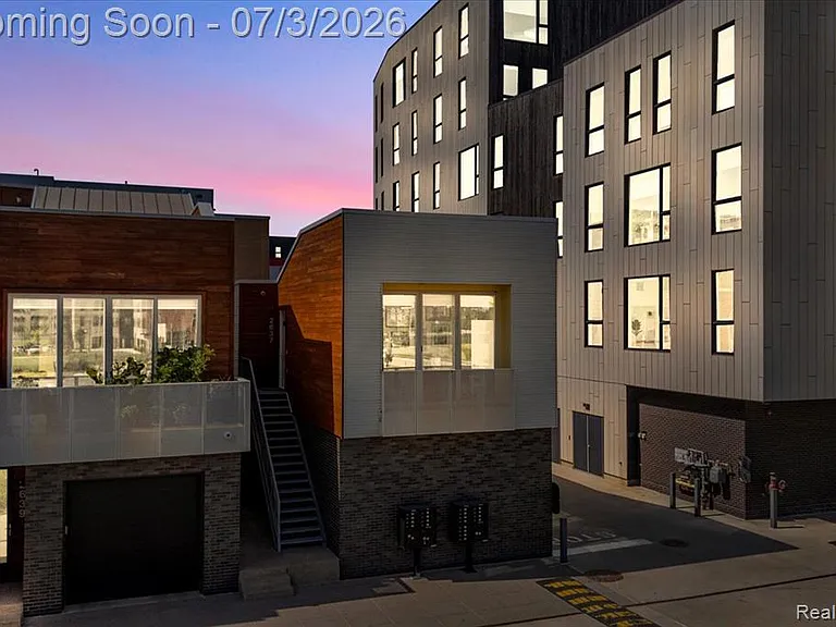 2637 Brush St — Photo 4