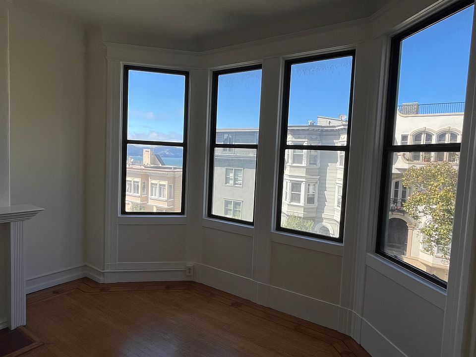 1st image of 365 Lombard St #365