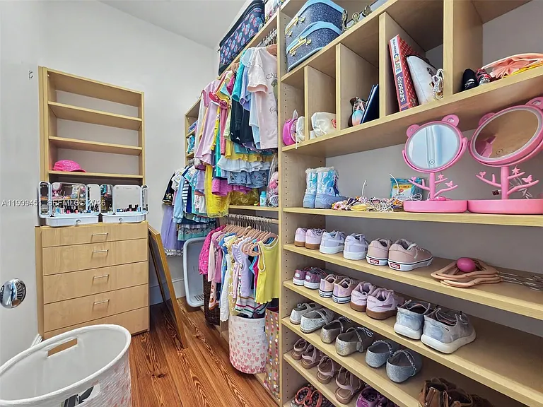 13689 Deering Bay Dr — Photo 18