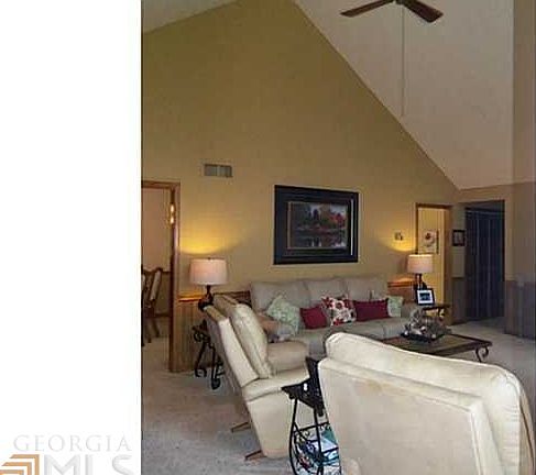 3rd image of 4932 Revere Ct