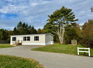 35 Townhouse Rd, Kenduskeag, ME 04450