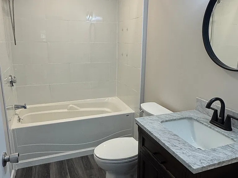 24 Potter St #2 — Photo 5