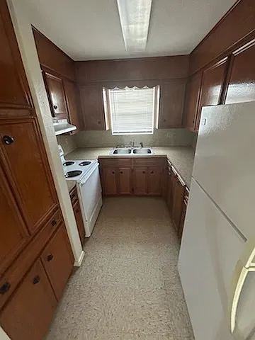 512 Gastel Cir — Photo 4