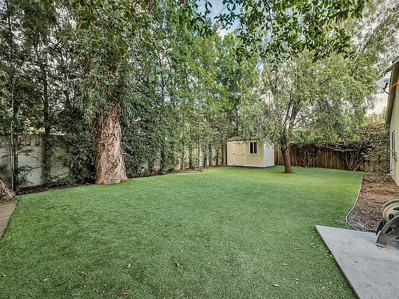 2nd image of 5539 Murietta Ave