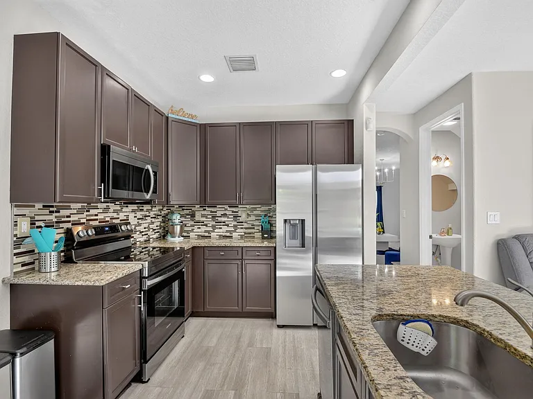 112 Monterey Bay Dr — Photo 18