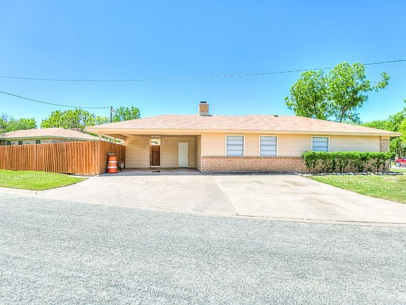3rd image of 1937 Glenwood Dr