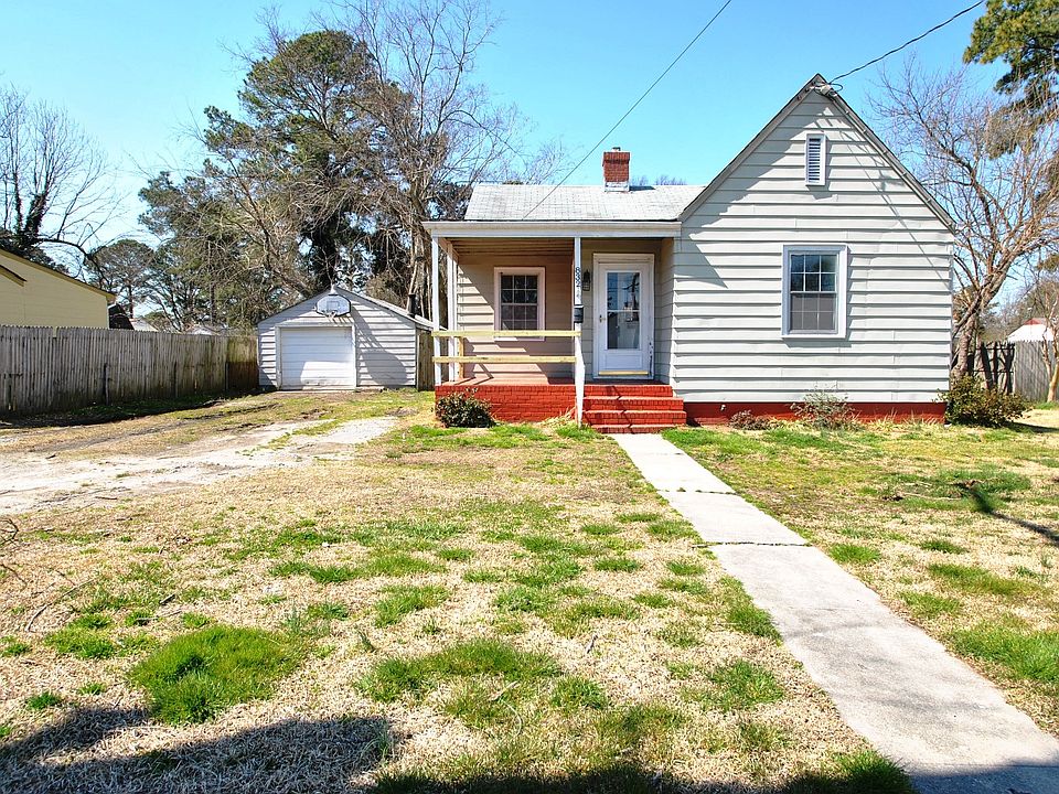 1st image of 832 Stanley Rd