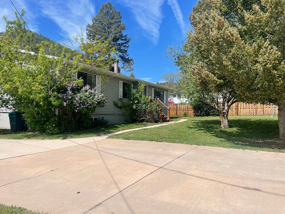 Front view from driveway