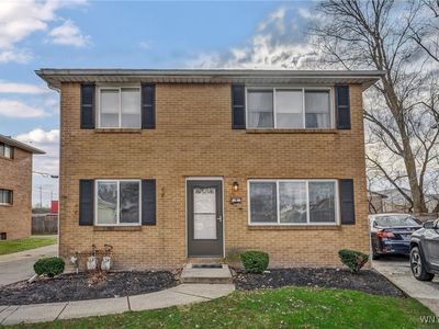 9 Floreis Ct, Buffalo, NY, 14225