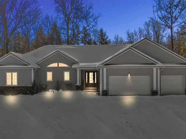 2252 King Rd, Lapeer, MI 48446