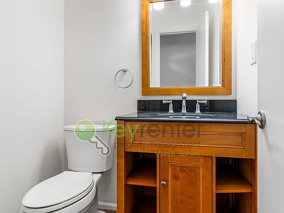 5th image of 46 Gettysburg Way